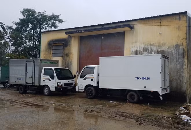 Nhà kho chứa mì tôm ở xã Thủy Bằng, nơi ông Viên bị tai nạn lao động hy hữu.