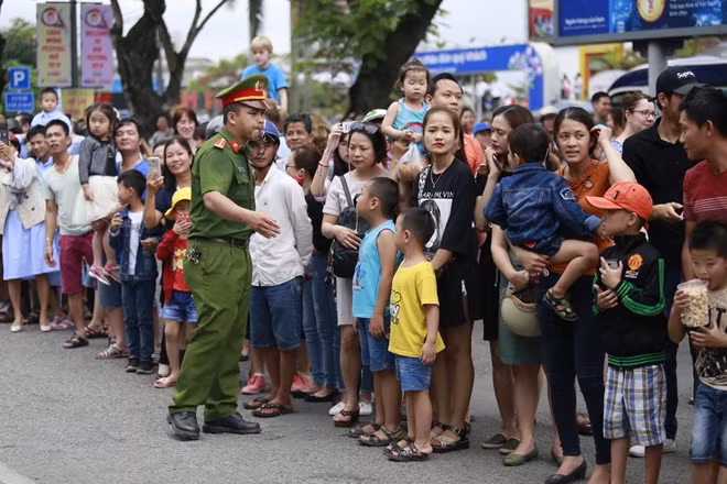 Nỗ lực đảm bảo ANTT mùa lễ hội.