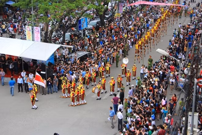 Sự nỗ lực của lực lượng Công an tỉnh Thừa Thiên- Huế đã góp phần làm nên thành công cho kỳ Festival Huế lần thứ 10.