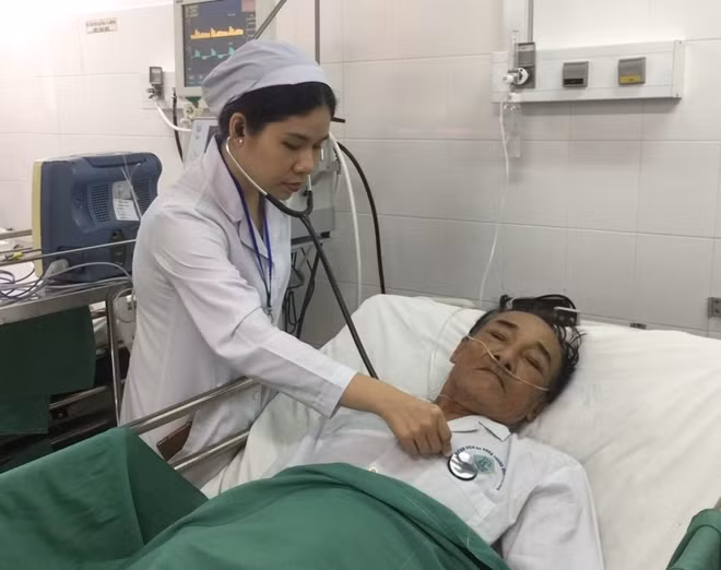 Bệnh nhân Chí đang được chăm sóc tại BVĐKTƯ Cần Thơ.