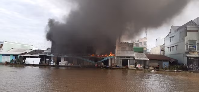 Hiện trường vụ cháy.