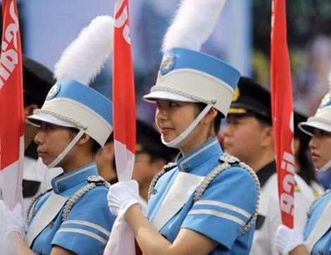Những bóng hồng Cảnh sát Nhật Bản và Singapore.