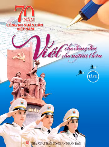 Bìa sách “Viết cho đồng đội, viết cho người thân”.