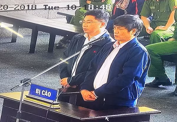 Ông Nguyễn Thanh Hóa và bị cáo Nguyễn Văn Dương.
