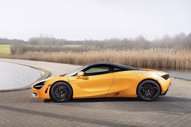 2 trong số 3 chiếc McLaren 720S Spa 68 đã có chủ.
