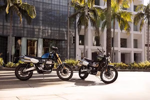 Những chiếc môtô Scrambler 1200 phiên bản 2019 hoàn toàn mới của hãng xe Triumph Motorcycles đã bất ngờ được tiết lộ với những hình ảnh, kiểu dáng và thiết kế cực kỳ thu hút và mang cá tính đầy mạnh mẽ. Những chiếc môtô Scrambler 1200 phiên bản 2019 hoàn toàn mới của hãng xe Triumph Motorcycles đã bất ngờ được tiết lộ với những hình ảnh, kiểu dáng và thiết kế cực kỳ thu hút và mang cá tính đầy mạnh mẽ.