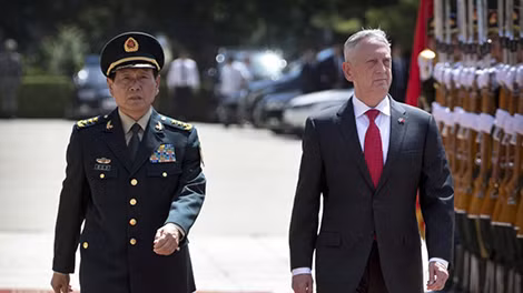 Bộ trưởng Quốc phòng Mỹ James Mattis trong chuyến thăm Trung Quốc cách đây 6 tháng. Ảnh: South China Morning Post.