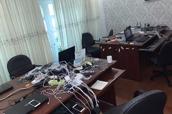 Tang vật các đơn vị thu giữ tại hiện trường.