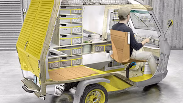 Bufalino được tạo ra trên cơ sở chiếc xe ba bánh Piaggio APE 50.