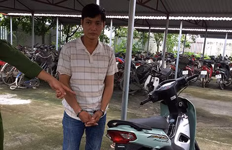 Lê Đình Vui - đối tượng cướp xe của nam sinh chạy Grab để lấy tiền ăn chơi.