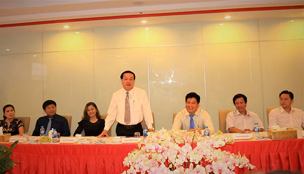 Ông Lê Thanh Thuấn - Chủ tịch Tập đoàn Sao Mai cam kết triển khai dự án đúng tiến độ.