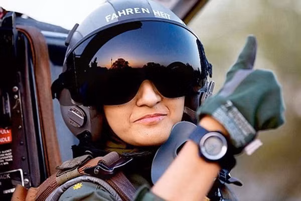 Một điều bất ngờ thú vị khi Pakistan cũng nằm trong danh sách này. Bắt đầu nhận nữ giới vào quân đội từ năm 1947, tới năm 2006, Pakistan đã là một trong những quốc gia châu Á có nữ giới phục vụ quân đội đông nhất. Nữ giới cũng xuất hiện trong gần như mọi binh chủng của quân đội Pakistan, bao gồm cả các binh chủng đặc biệt như dù, hải quân,... Ảnh: Wonderlist.