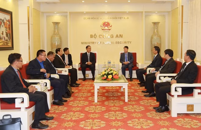Toàn cảnh buổi tiếp.