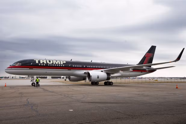 Chiếc Boeing 757 của ông Donald Trump.
