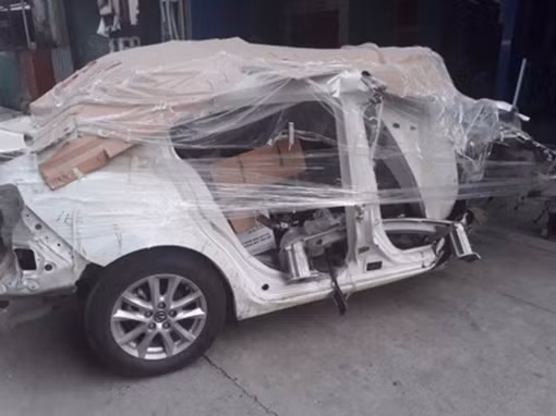 Truy tìm hai đối tượng bị tố chiếm đoạt ôtô ảnh 1