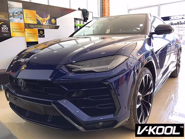 Tại thị trường châu Âu, Lamborghini Urus có giá bán khởi điểm vào khoảng 172.000 Euro, tương đương 4,6 tỷ đồng..