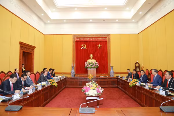 Toàn cảnh Hội đàm.