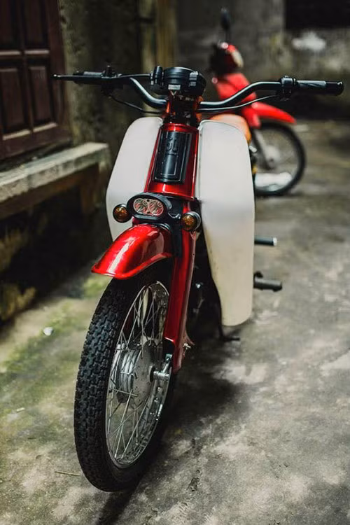 Được biết, đây vốn là chiếc xe Honda Cub 1981.