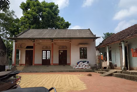 Từ căn bếp của ngôi nhà này, đối tượng Nguyễn Xuân Tiến đã lấy dao gây ra vụ trọng án.