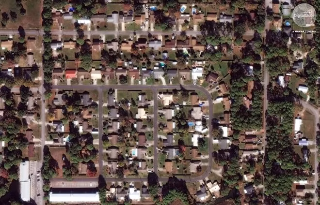 Trong ảnh là khu Ivy Road Estates đông đúc dân cư ở thành phố Panama, Florida, ngày 17-11-2017.