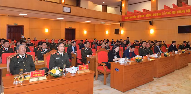 Các đại biểu dự Hội nghị.