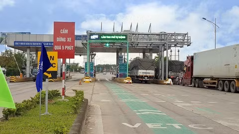 Thu phí không dừng là một trong các bước của chương trình chuyển đổi số GTVT.