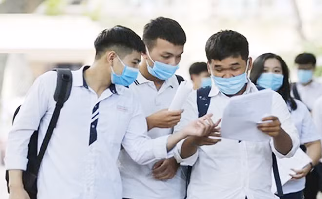 EVNNPC yêu cầu các Công ty Điện lực lập phương án và tổ chức đảm bảo điện phục vụ tốt kỳ thi. EVNNPC yêu cầu các Công ty Điện lực lập phương án và tổ chức đảm bảo điện phục vụ tốt kỳ thi.