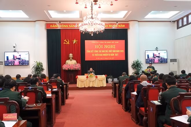 Thượng tướng Nguyễn Trọng Nghĩa chủ trì Hội nghị.