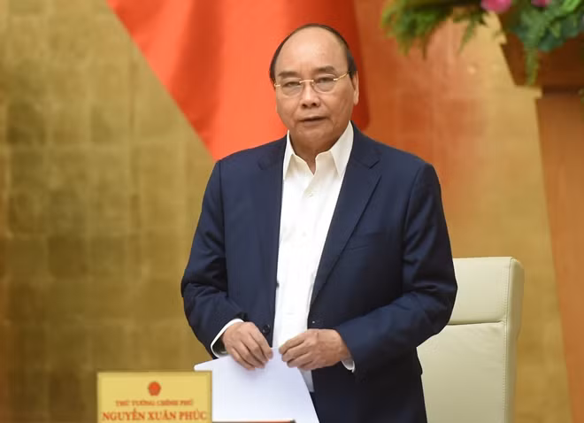 Thủ tướng phát biểu kết luận cuộc họp trực tuyến toàn quốc của Thường trực Chính phủ với Ban Chỉ đạo quốc gia và các địa phương. Ảnh VGP/Quang Hiếu