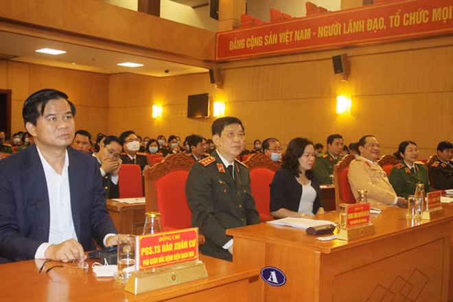 Các đại biểu tại Hội nghị tập huấn trực tuyến.