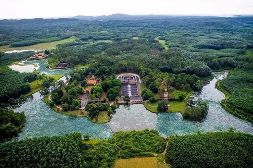 Lăng Gia Long.