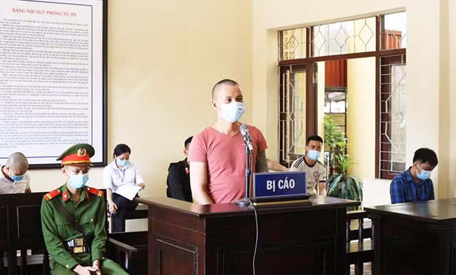 Bị cáo Tiến tại phiên toà.