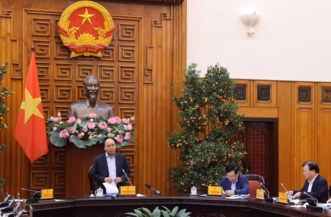 Thủ tướng Nguyễn Xuân Phúc phát biểu tại cuộc họp. Ảnh: TTXVN