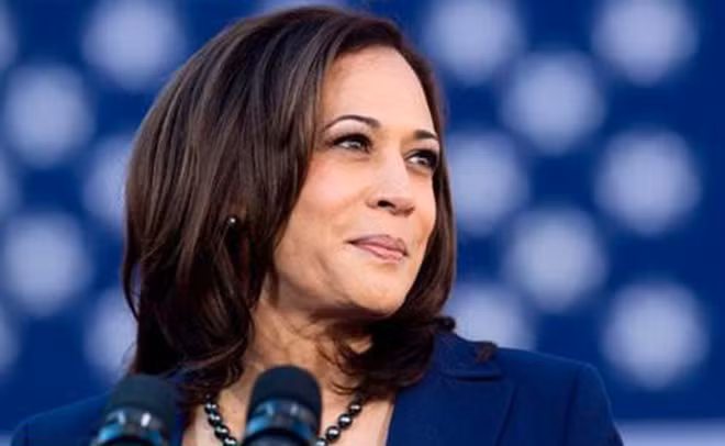 Bà Kamala Harris.