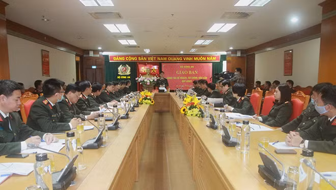 Quang cảnh hội nghị giao ban.