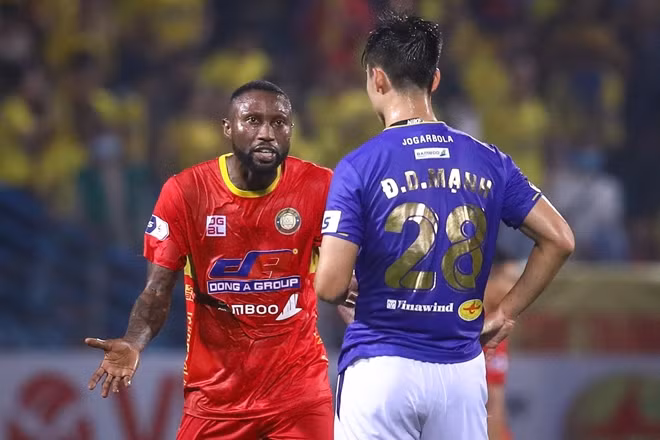 Hoàng Vũ Samson chưa bao giờ kiêng nể bất cứ ai tại V.League.