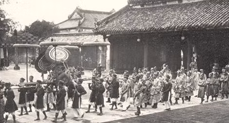 Vua chúa chơi sang cỡ nào? ảnh 3