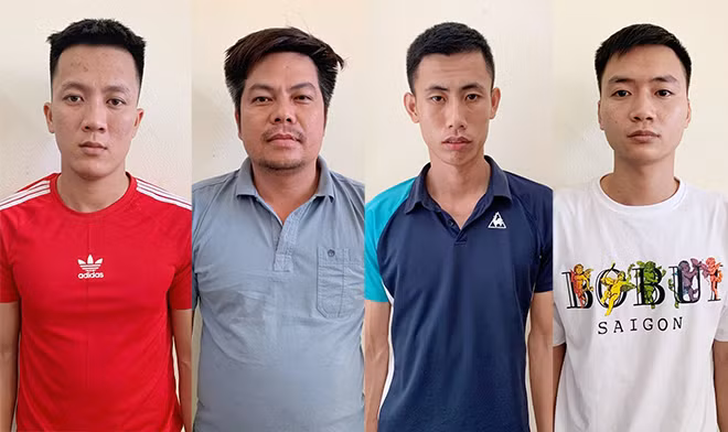4 đối tượng bị Công an huyện Triệu Sơn bắt tạm giam. 4 đối tượng bị Công an huyện Triệu Sơn bắt tạm giam.