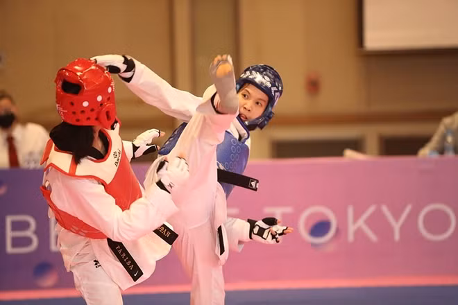 Kim Tuyền (bên phải) vượt trội ở vòng loại Olympic 2020 khu vực châu Á.