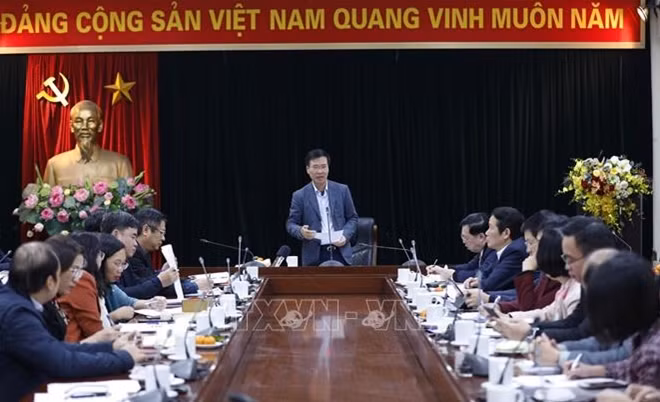 Trưởng Ban Tuyên giáo Trung ương Võ Văn Thưởng chủ trì cuộc họp. - Ảnh: TTXVN
