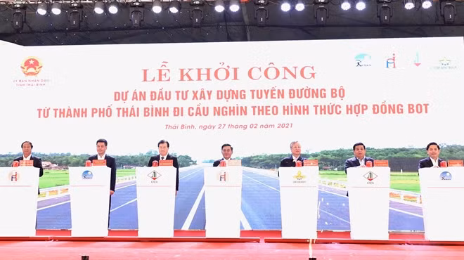 Lễ khởi công tuyến đường thành phố Thái Bình đi cầu Nghìn. - Ảnh: VGP.