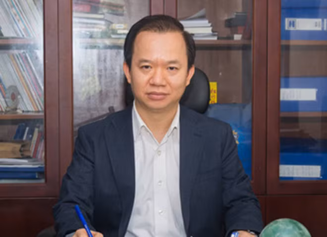 PGS.TS Bùi Hoài Sơn. PGS.TS Bùi Hoài Sơn.