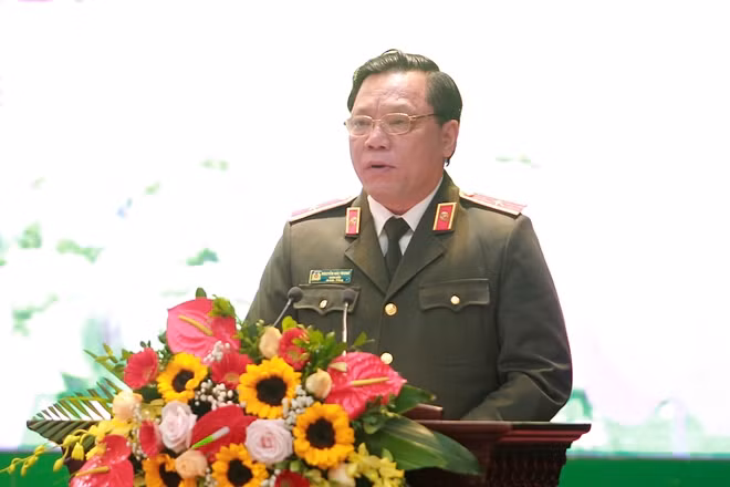 Thiếu tướng Nguyễn Hải Trung phát biểu tại Hội nghị.