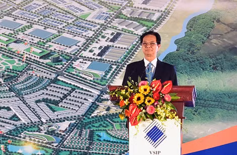 Thủ tướng Nguyễn Tấn Dũng cũng đánh giá cao Tập đoàn Sembcorp đã lựa chọn Nghệ An để triển khai dự án thứ 7. Ảnh: VGP/Nhật Bắc. Thủ tướng Nguyễn Tấn Dũng cũng đánh giá cao Tập đoàn Sembcorp đã lựa chọn Nghệ An để triển khai dự án thứ 7. Ảnh: VGP/Nhật Bắc.
