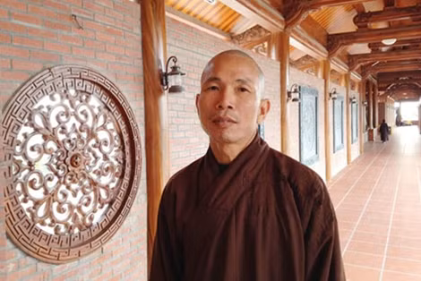Sư thầy Thích Đạo Cảnh.