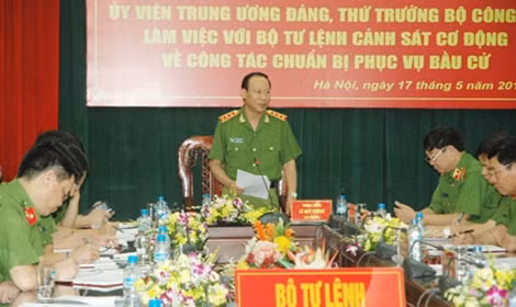 Thứ trưởng Lê Quý Vương phát biểu chỉ đạo tại buổi làm việc.