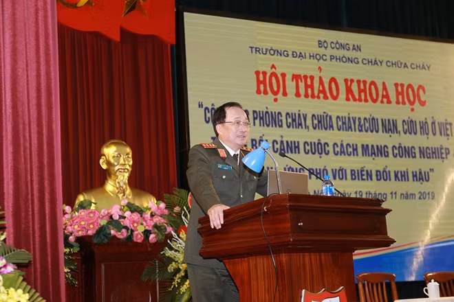 Thứ trưởng Nguyễn Văn Thành phát biểu chỉ đạo tại Hội thảo