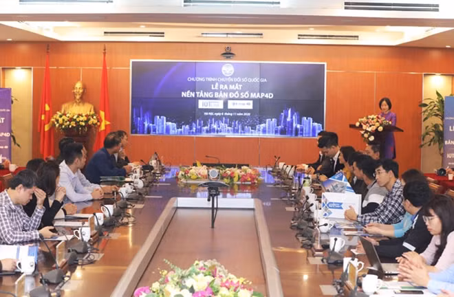 Đông đảo các Bộ, ban ngành tham dự buổi ra mắt nền tảng bản đồ số Map4D