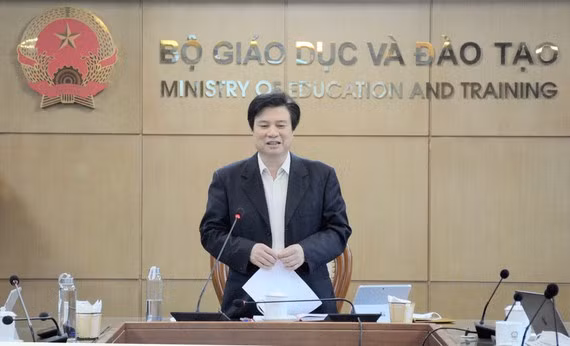 Thứ trưởng Nguyễn Hữu Độ phát biểu tại cuộc họp