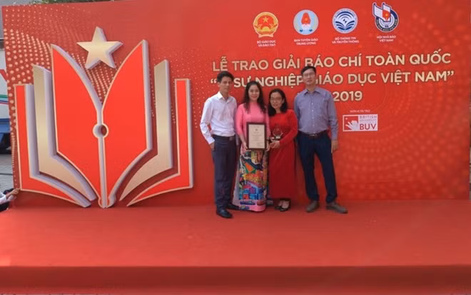Trong nhóm tác giả đoạt giải A loại hình báo in, có Nhà báo Nguyễn Thị Thu Phương, Phó Trưởng ban Kinh tế-Pháp luật, Báo CAND